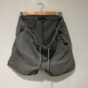 XL american eagle gray 5 in shorts